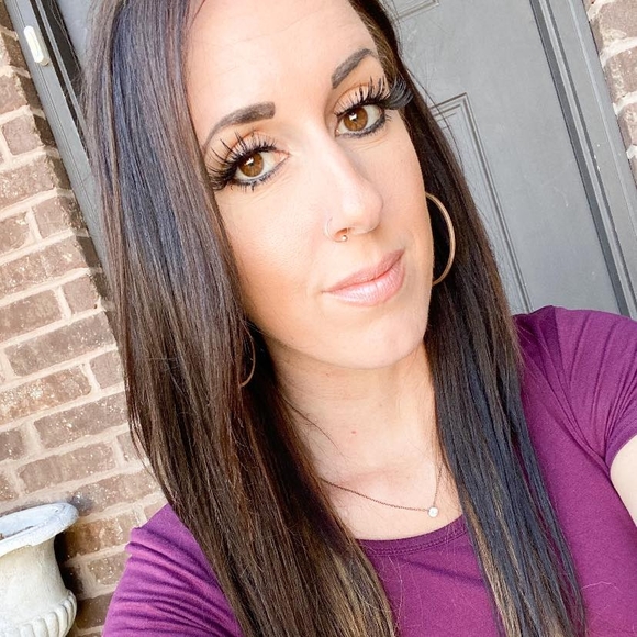 Meet your Posher, Heather h - Picture 1 of 1